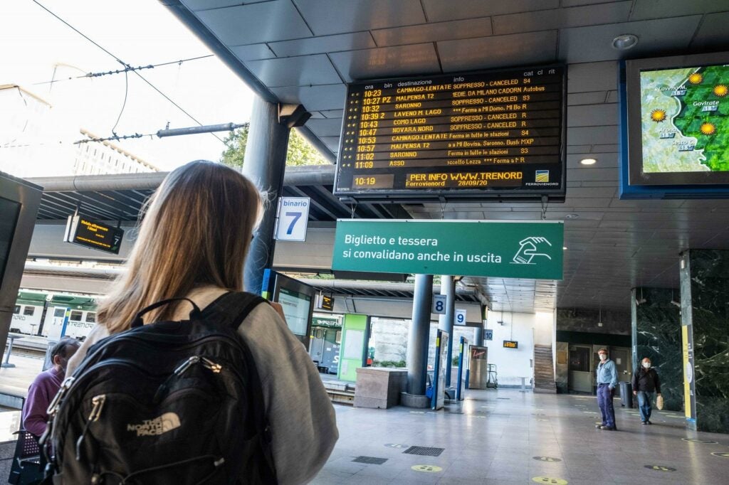 Sciopero trasporti venerdì 17 novembre 2023, gli orari a Milano e Roma