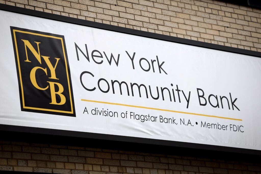 Altra banca regionale Usa in crisi? New York Community Bancorp crolla a Wall Street