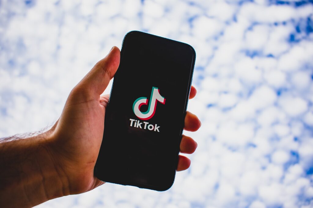 TikTok e investimenti: le previsioni degli Finfluencer sono accurate?