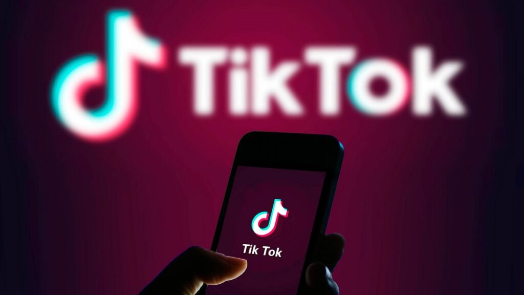 Von der Leyen: “Non escludo di vietare TikTok nell’Unione europea”