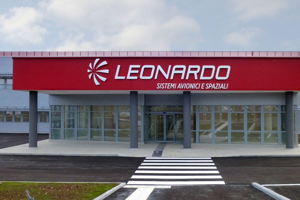 Leonardo in testa a Piazza Affari dopo la vendita di un nuovo satellite