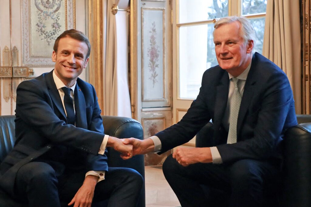 Francia, Macron nomina l’ex commissario Ue Michel Barnier primo ministro