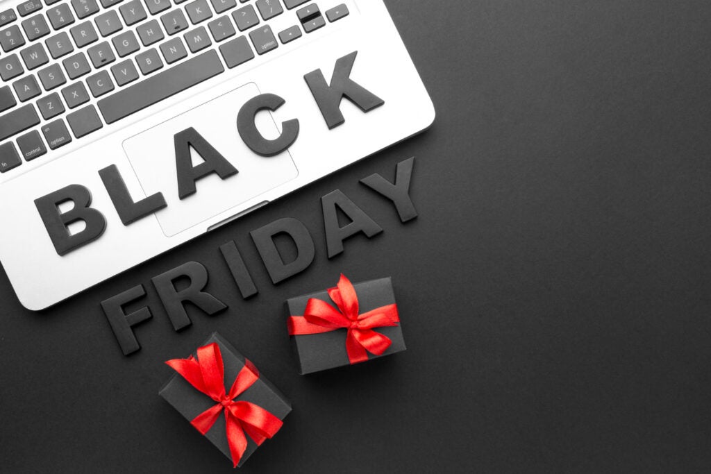 Black Friday: gli italiani lo usano per lo shopping natalizio