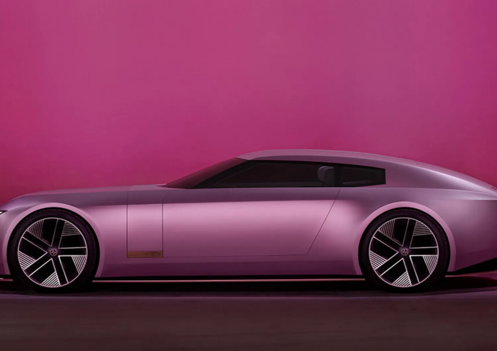 Jaguar presenta la nuova concept car rosa shocking