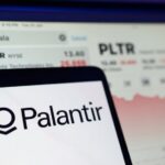 Palantir: +16% nel trading pre-market: l’IA di Karp conquista Wall Street