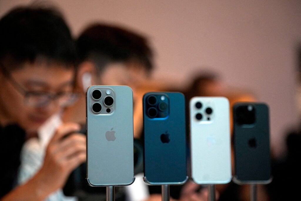 Apple userà l’intelligenza artificiale di Alibaba sugli iPhone venduti in Cina