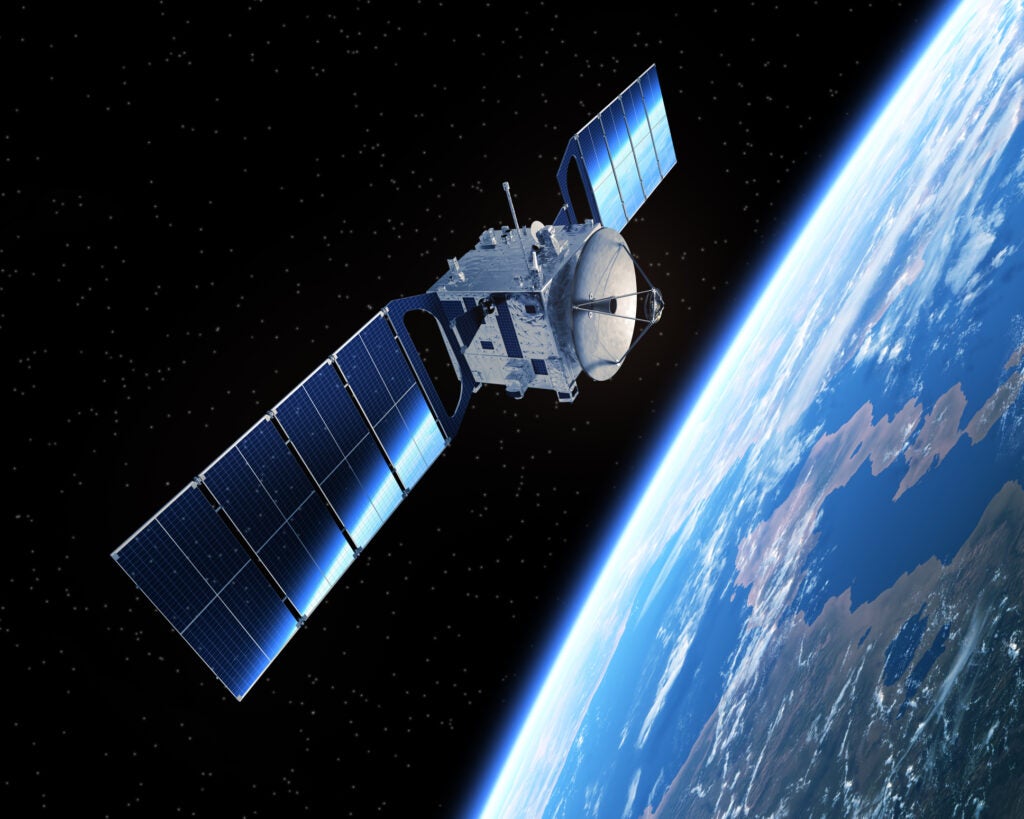 La francese Eutelsat torna a volare in Borsa su ipotesi alternativa europea a Starlink