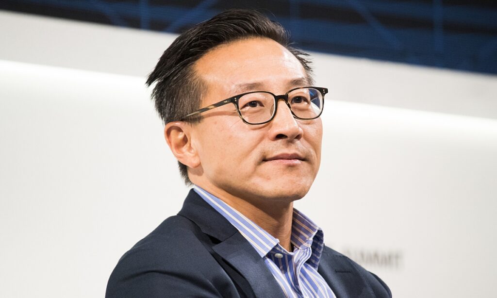 Bolla dell’intelligenza artificiale? Per Joseph Tsai (Alibaba) ci sono investimenti ‘’indiscriminati’’