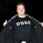 Svolta Tesla: torna Musk e il consiglio smentisce le voci sul nuovo CEO Svolta Tesla: torna Musk e il consiglio smentisce le voci sul nuovo CEO