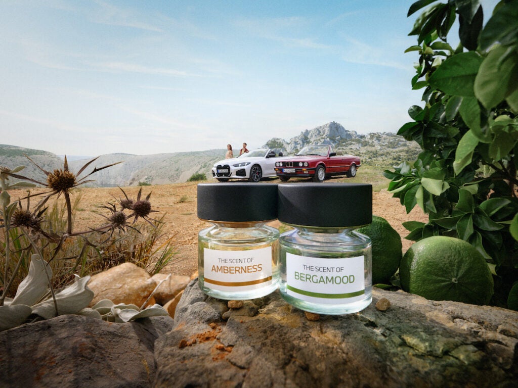 Bmw lancia la sua linea di profumi, ma l’utile netto è in calo