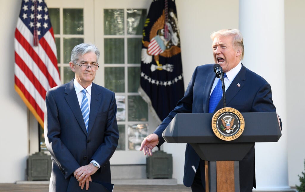 Trump e Powell su poli opposti, ma dovrebbero imparare uno dall’altro