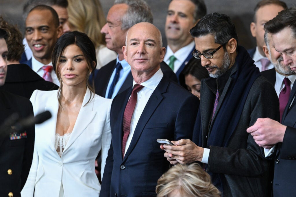Nozze di Jeff Bezos: ecco tutte le star che sono arrivate a Venezia
