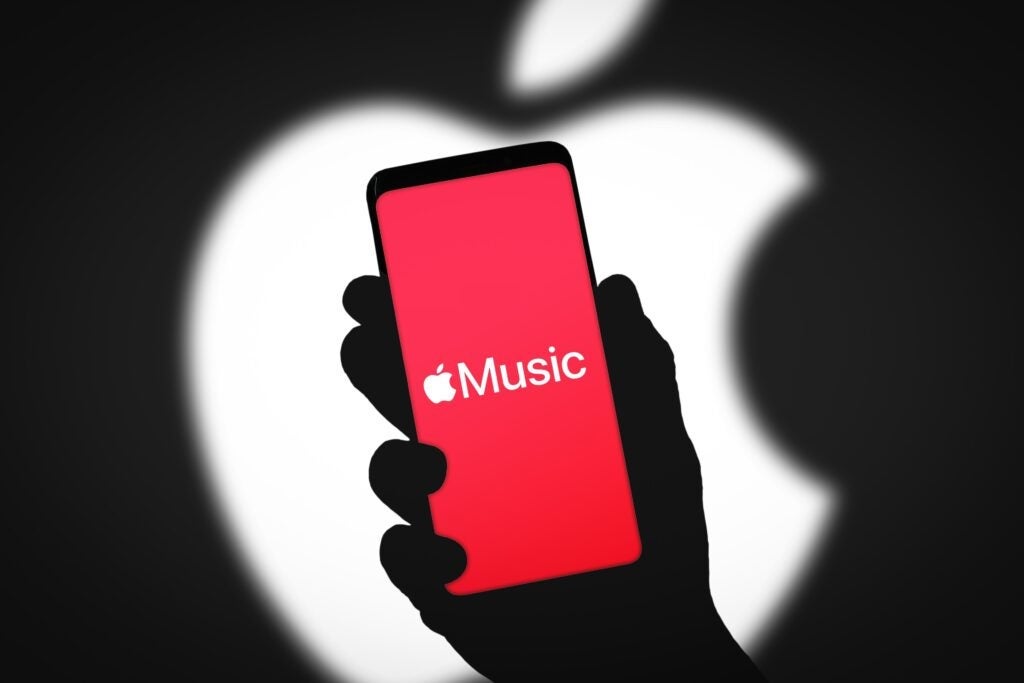 Apple alla conquista del mercato musicale: ecco come sfida Spotify Apple alla conquista del mercato musicale: ecco come sfida Spotify