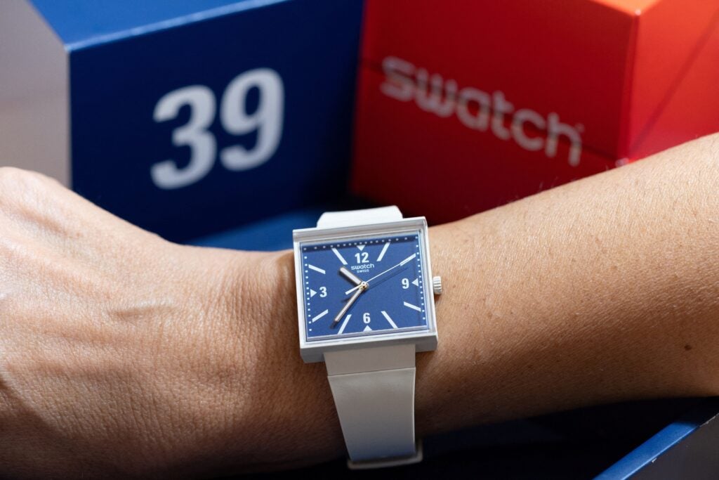 Swatch lancia l’orologio contro i dazi di Trump