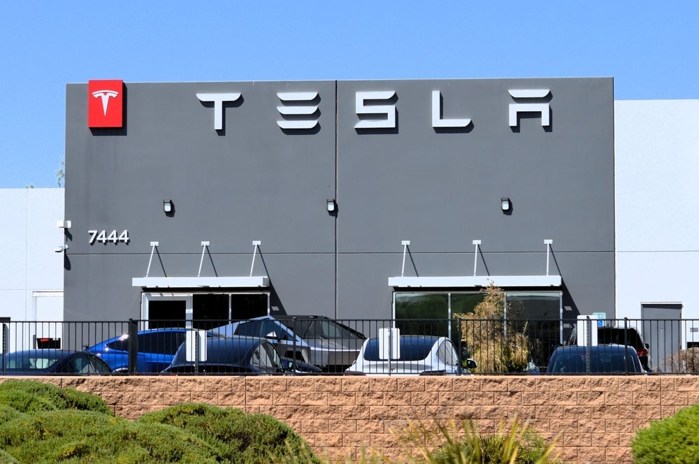 Tesla Roadster: la svolta è vicina? Ecco tutto quello che sappiamo Tesla Roadster: la svolta è vicina? Ecco tutto quello che sappiamo