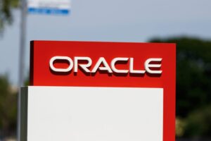 Oracle investe 2,2 miliardi in TikTok. Ecco cosa cambia per il tech USA
