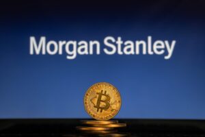Guerra delle commissioni: Morgan Stanley sfida Coinbase e Robinhood. Ecco quanto costerà ora scambiare Bitcoin