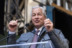 SpaceX punta al grande pubblico: JPMorgan organizza un evento esclusivo per l’IPO da 75 miliardi