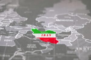 ６月３０日までにイラン政権は崩壊するのか？米・イラン戦争の中で予測市場が示すこと