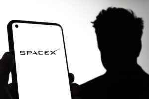 スペースXは300兆ドルの怪物になる可能性があるとロン・バロンが述べる — さらに10億ドルの資金を求める