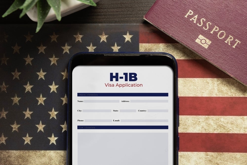 대표 이미지: 트럼프 조지아 사태 언급, H-1B 비자 및 해외 인재 필요성 주장
