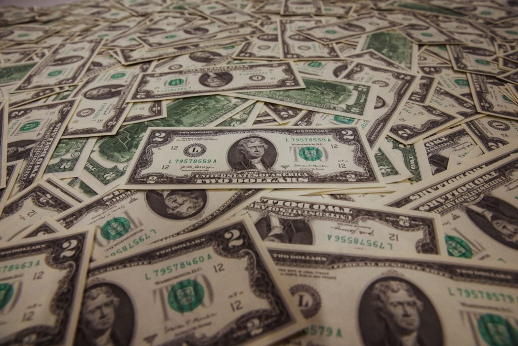 미국 투자자들, 금리인하 속 머니마켓펀드에 사상 최대 7조 7천억 달러 유지 미국 투자자들, 금리인하 속 머니마켓펀드에 사상 최대 7조 7천억 달러 유지