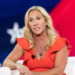 마조리 테일러 그린 의원의 최근 매수: 버크셔 해서웨이, 헬스케어 주식 및 ‘매그 7’ 종목