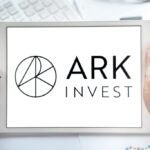 캐시 우드, 팔란티어·AMD 주식 740만 달러 상당 매도···대신 매수한 종목은?