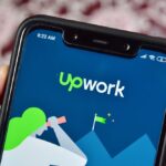 업워크, 강력한 3분기 실적 및 긍정적 전망에 주가 13% 상승