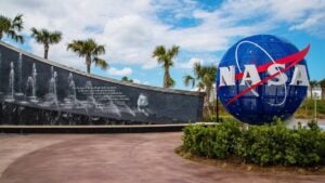 트럼프, NASA 국장에 머스크 측근 재러드 아이잭먼 지명