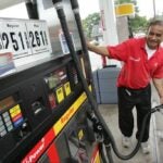 美 휘발유 가격, 트럼프의 목표인 갤런당 2달러 달성···원유 시장의 선물일 뿐