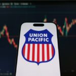 워런 버핏의 제자 세스 클라먼, 철도 회사 지분 매입 및 이 매그 세븐 주식 지분 축소