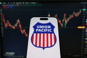 워런 버핏의 제자 세스 클라먼, 철도 회사 지분 매입 및 이 매그 세븐 주식 지분 축소