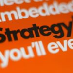 비트코인 11월 급락으로 스트래티지 주가 52주 최저치 기록 – 과매도 아니면 추가 하락?