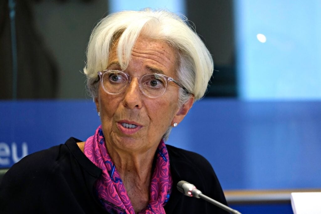 라가르드, 비트코인 최고점에서 가치에 대한 질문에 “없다”고 단호하게 답변 – 이후 32% 급락 라가르드, 비트코인 최고점에서 가치에 대한 질문에 “없다”고 단호하게 답변 – 이후 32% 급락