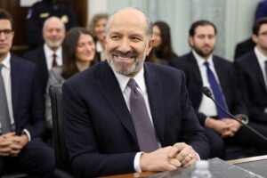 하워드 러트닉 “트럼프, ‘6% GDP 성장’ 달성 가능…공장들 미국으로 돌아온다”